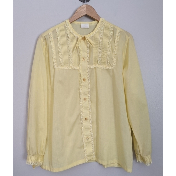 Vintage 70's 80's Pleated Lacey Button Up Blouse - Picture 1 of 6